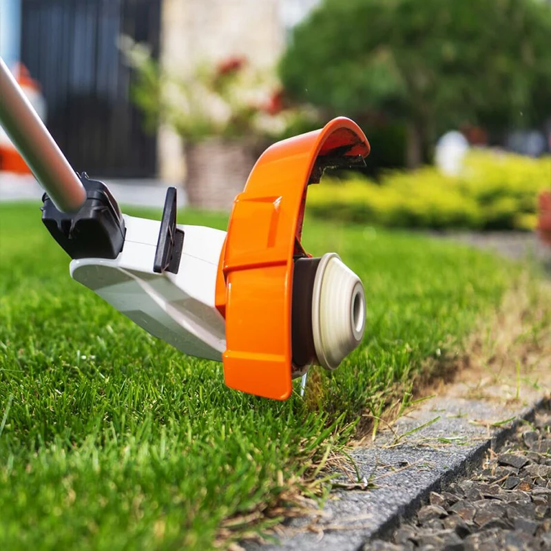 Garden maintenance and lawn care services by Lushline Gardens